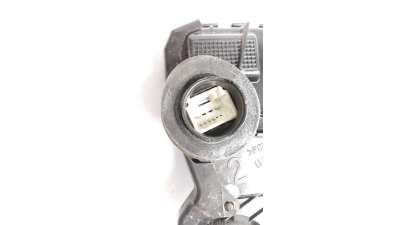 CERRADURA PUERTA DELANTERA DERECHA TOYOTA AURIS  - M.1033534 / CERRADURA PUERTA DELANTERA DERECHA