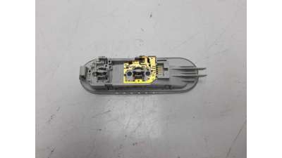 LUZ INTERIOR DACIA SANDERO  - M.1042406 / 8200074362