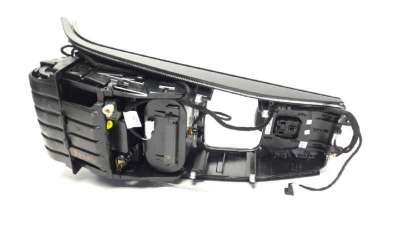 APOYABRAZOS CENTRAL MERCEDES CLA-KLASSE  - M.1071385 / A17768057019051