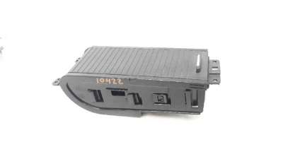 CENICERO RENAULT MEGANE IV BERLINA 5P  - M.1085136 / 969121990R