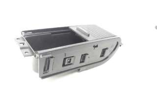 CENICERO RENAULT MEGANE IV BERLINA 5P  - M.1085136 / 969121990R