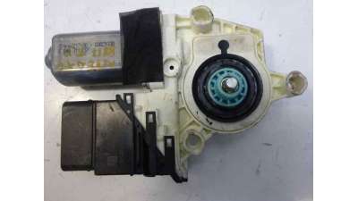 MOTOR ELEVALUNAS TRASERO DERECHO SEAT ALTEA XL  - M.567486 / 1K0959704AE