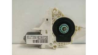 MOTOR ELEVALUNAS TRASERO IZQUIERDO AUDI A4 BER.  - M.741823 / 8K0959811A