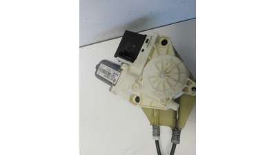 ELEVALUNAS TRASERO IZQUIERDO RENAULT MEGANE III BERLINA 5 P  - M.607364 / 827210003R