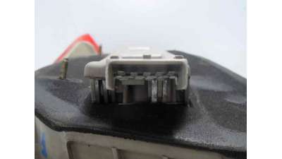 PILOTO TRASERO DERECHO FORD FIESTA BERL./COURIER  - M.518818 / 7070864