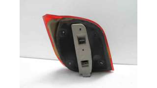PILOTO TRASERO DERECHO FORD FIESTA BERL./COURIER  - M.518818 / 7070864