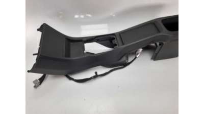 MOLDURA VOLVO V40  - M.1064787 / 01302307