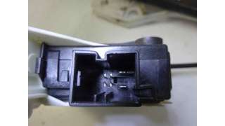 ELEVALUNAS TRASERO DERECHO AUDI A4 BER.  - M.581879 / 8K0839462