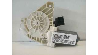 MOTOR ELEVALUNAS TRASERO IZQUIERDO MERCEDES CLASE A  - M.713551 / A1698204542