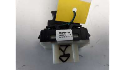 MANDO ELEVALUNAS DELANTERO DERECHO RENAULT CLIO IV  - M.613424 / 254218614R