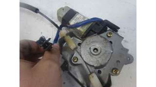 ELEVALUNAS DELANTERO DERECHO NISSAN PICK-UP  - M.526422 / 807202S410