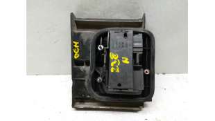 PILOTO TRASERO DERECHO VOLKSWAGEN PASSAT BERLINA 1.6 Turbodiesel (80 CV) DE 1990 - D.249194 2