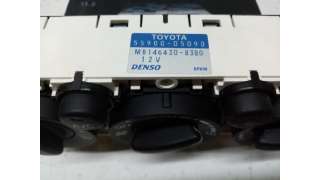 MANDO CLIMATIZADOR TOYOTA AVENSIS BERLINA 1.6 16V (110 CV) DE 1997 - D.265729 / 5590005090