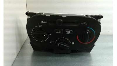 MANDO CALEFACCION / AIRE ACONDICIONADO PEUGEOT 206 BERLINA 1.9 D (69 CV) DE 1998 - D.290189 / 99210