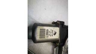 ELEVALUNAS TRASERO IZQUIERDO NISSAN ALMERA 2.2 16V Turbodiesel (110 CV) DE 2000 - D.460377