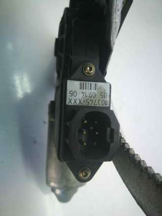 ELEVALUNAS DELANTERO DERECHO OPEL ASTRA F BERLINA 1.7 Turbodiesel (82 CV) DE 1995 - D.634402