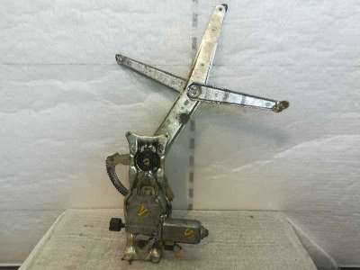ELEVALUNAS TRASERO IZQUIERDO OPEL OMEGA A 2.4 DE 1986 - D.669237 / 0130821177