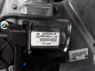 ELEVALUNAS TRASERO DERECHO VOLKSWAGEN POLO 1.4 16V (101 CV) DE 2001 - D.762075 / 6Q4839462D