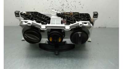 MANDO CALEFACCION / AIRE ACONDICIONADO FIAT PUNTO BERLINA 1.2 (60 CV) DE 2003 - D.821680