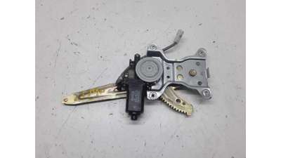 ELEVALUNAS TRASERO IZQUIERDO TOYOTA HILUX 3.4 v6 DE 1998 - D.1081977