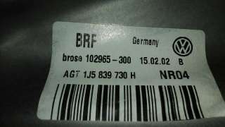 ELEVALUNAS TRASERO DERECHO VOLKSWAGEN BORA BERLINA 1.6 16V (105 CV) DE 1998 - D.1153490 / 1J5839730H
