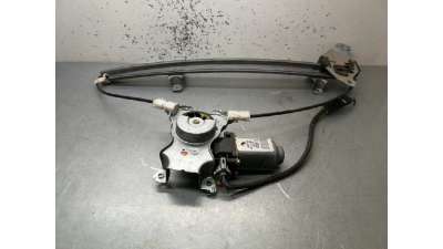 ELEVALUNAS DELANTERO DERECHO NISSAN PRIMERA BERLINA 1.8 16V (114 CV) DE 2000 - D.1154237 / 400600T3