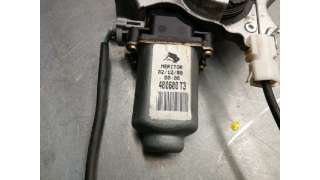 ELEVALUNAS DELANTERO DERECHO NISSAN PRIMERA BERLINA 1.8 16V (114 CV) DE 2000 - D.1154237 / 400600T3