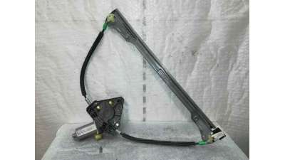 ELEVALUNAS DELANTERO DERECHO RENAULT CLIO II FASE I 1.4 16V (98 CV) DE 1998 - D.1200071 / SIN REF.