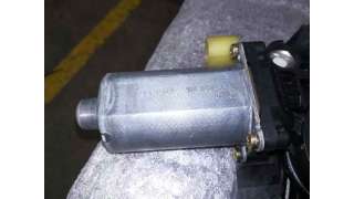 ELEVALUNAS DELANTERO DERECHO RENAULT CLIO II FASE I 1.4 16V (98 CV) DE 1998 - D.1200071 / SIN REF.