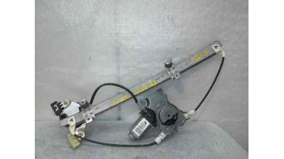 ELEVALUNAS DELANTERO DERECHO NISSAN PRIMERA BERLINA 1.6 16V (90 CV) DE 1996 - D.1206844 / 400600T3