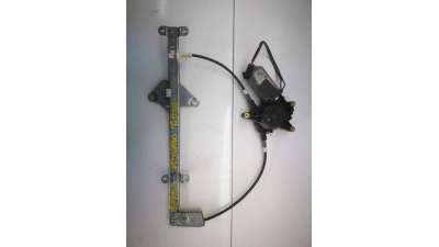 ELEVALUNAS TRASERO DERECHO NISSAN PRIMERA BERL./FAMILIAR 2.0 16V (116 CV) DE 1990 - D.1285481