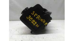 BOMBA DIRECCION MERCEDES SPRINTER 02.00 -- CAJA CERRADA 2.7 CDI (156 CV) DE 2003 - D.1400167 / 0024667501 2