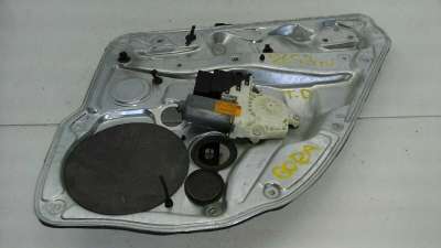 ELEVALUNAS TRASERO DERECHO VOLKSWAGEN BORA BERLINA 1.9 TDI (110 CV) DE 1998 - D.1414805