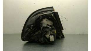 PILOTO TRASERO DERECHO NISSAN ALMERA 2.0 D (75 CV) DE 1995 - D.1424392 2