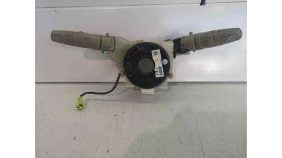 MANDO LUCES Y LIMPIA NISSAN MICRA 1.2 (65 CV) DE 2003 - D.1449272 / 25560AX722