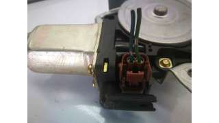 ELEVALUNAS DELANTERO DERECHO NISSAN ALMERA 2.2 16V Turbodiesel (110 CV) DE 2000 - D.1451978