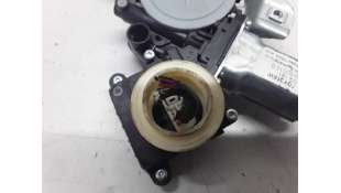ELEVALUNAS DELANTERO IZQUIERDO TOYOTA YARIS 1.4 Turbodiesel (90 CV) DE 2006 - D.1452890 2