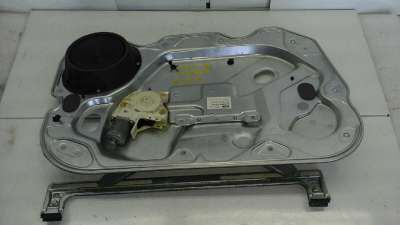 ELEVALUNAS DELANTERO IZQUIERDO FORD FOCUS SPORTBREAK 1.8 TDCi Turbodiesel (116 CV) DE 2004 - D.1522920 / 4M51A203A29BH