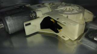 ELEVALUNAS DELANTERO IZQUIERDO FORD FOCUS SPORTBREAK 1.8 TDCi Turbodiesel (116 CV) DE 2004 - D.1522920 / 4M51A203A29BH