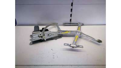 ELEVALUNAS DELANTERO DERECHO OPEL ASTRA H BERLINA 1.7 16V CDTI (101 CV) DE 2004 - D.1528601 / 93178696