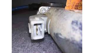 ELEVALUNAS DELANTERO DERECHO PEUGEOT 406 BERLINA 1.8 (110 CV) DE 2001 - D.1719818 / 9615036880