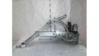 ELEVALUNAS DELANTERO IZQUIERDO OPEL CORSA C 1.3 16V CDTI (69 CV) DE 2000 - D.1831411 / 13173073