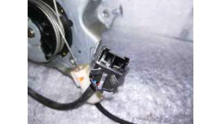 ELEVALUNAS TRASERO IZQUIERDO NISSAN PRIMERA TRAV. 1.8 16V (114 CV) DE 2000 - D.1836256 / 400601T2