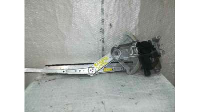 ELEVALUNAS DELANTERO IZQUIERDO OPEL CORSA C 1.3 16V CDTI (69 CV) DE 2000 - D.1894058 / 400708F