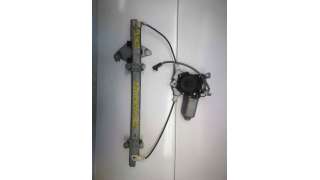 ELEVALUNAS DELANTERO DERECHO NISSAN PRIMERA BERLINA 1.6 16V (90 CV) DE 1996 - D.2035641 / 807002F010