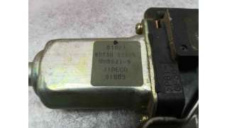 ELEVALUNAS DELANTERO DERECHO NISSAN ALMERA 2.2 16V Turbodiesel (110 CV) DE 2000 - D.2143186 / 8073039905
