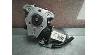 MOTOR ELEVALUNAS DELANTERO DERECHO NISSAN INTERSTAR MOD. 04 2.5 dCi D (120 CV) DE 2003 - D.2212646 / 400738 2
