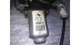 ELEVALUNAS DELANTERO DERECHO NISSAN PRIMERA BERLINA 2.0 Turbodiesel (90 CV) DE 2000 - D.2223383 / 400600T4