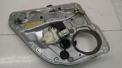 ELEVALUNAS TRASERO IZQUIERDO VOLKSWAGEN BORA BERLINA 1.9 TDI (110 CV) DE 1998 - D.2442609 / 1J5839729G