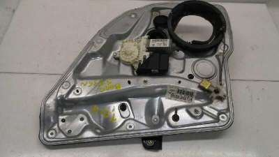 ELEVALUNAS TRASERO DERECHO VOLKSWAGEN BORA BERLINA 1.9 TDI (110 CV) DE 1998 - D.2442616 / 1J5839730G